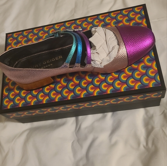 Shoes - Picture 3 of 5